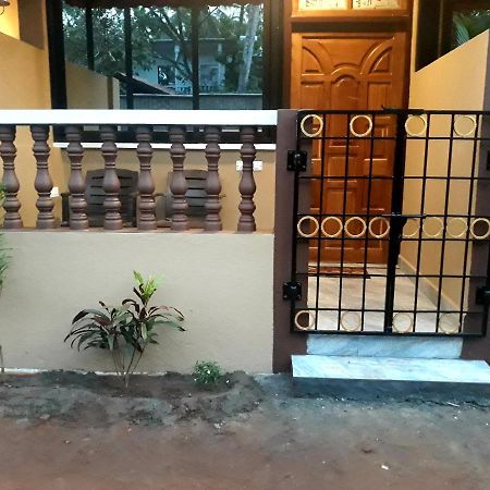 Shawn'S The Morjim Enclave Hotel Exterior photo